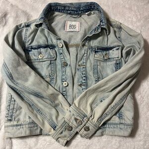 BDG Urban Outfitters Washed Dye Denim Jacket - Size medium, NWOT